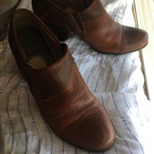 b.o.c. Leather Ankle Booties Heels